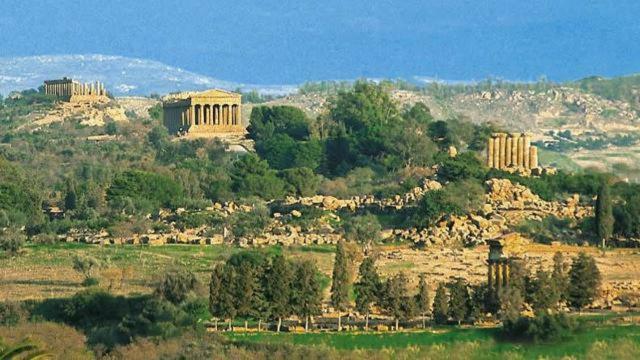 Dimora Dei Greci Apartment Agrigento Luaran gambar
