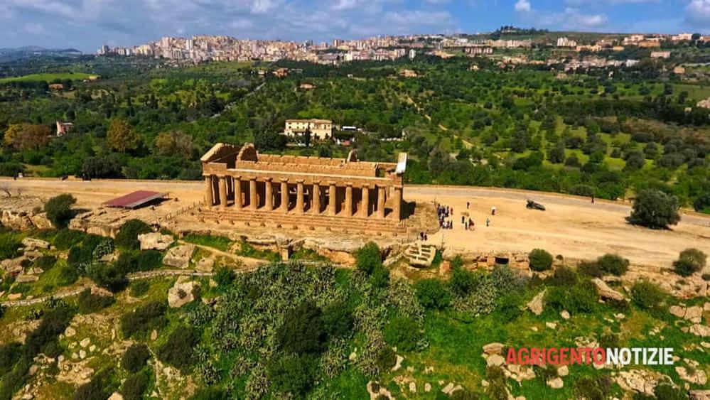 Dimora Dei Greci Apartment Agrigento Luaran gambar